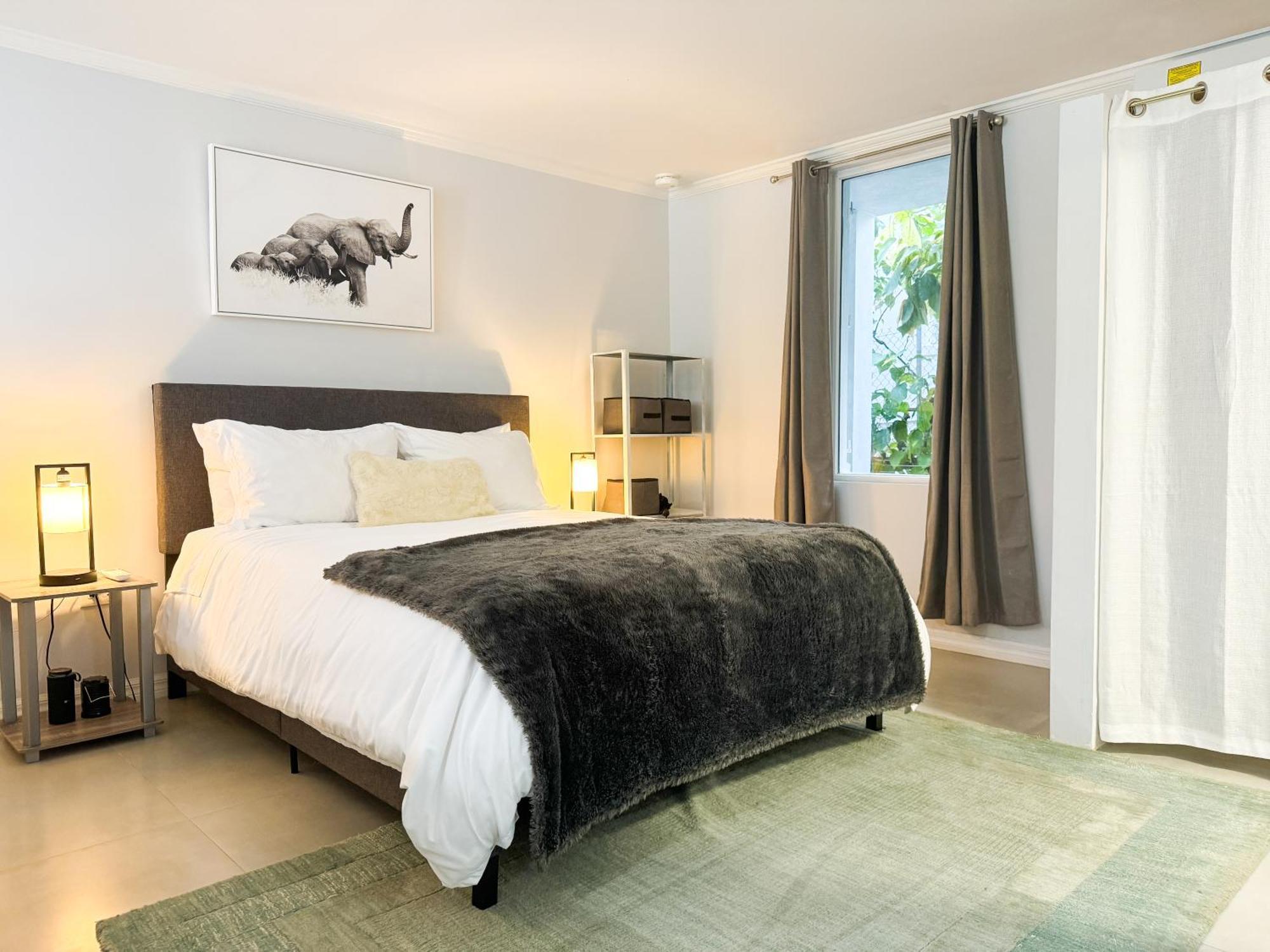 Studio, 100 Feet From The Beach Nassau Luaran gambar